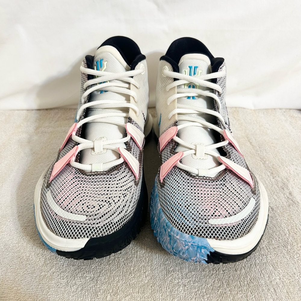 Nike Kyrie 7 Pale Ivory White/Blue/Pink size 11.5 MEN’S BASKETBALL SHOES - Picture 8 of 9